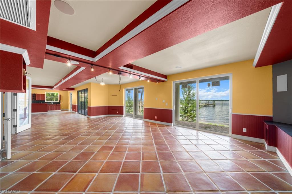 RIVERWATCH - Residential