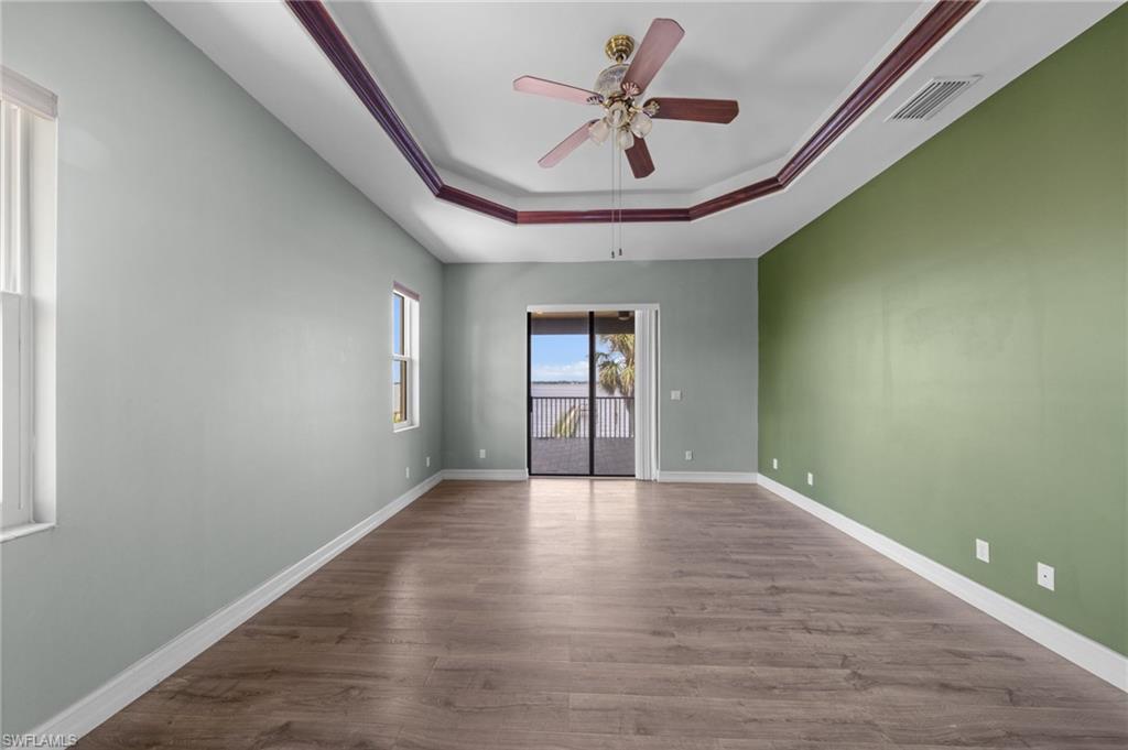 RIVERWATCH - Residential