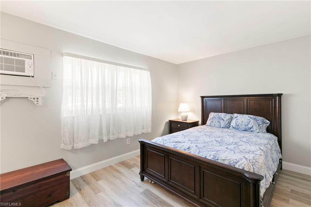 SEABREEZE CONDO - Residential