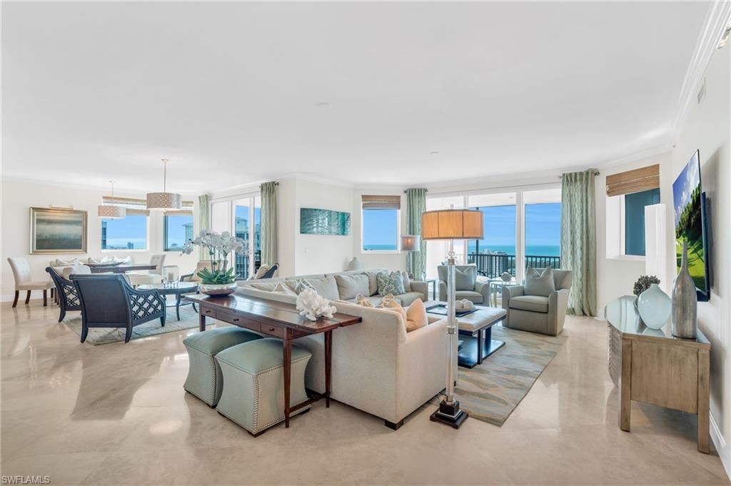 GRANDE GENEVA - Residential