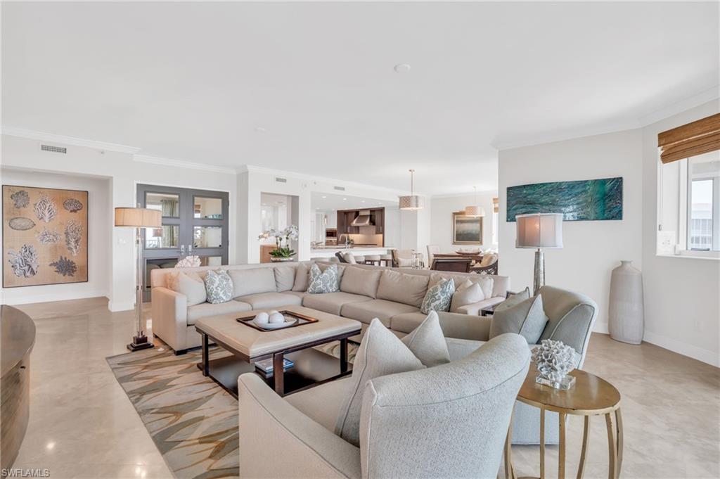 GRANDE GENEVA - Residential