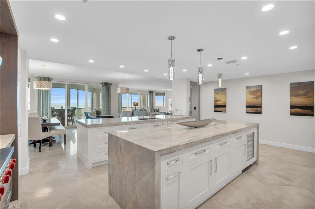 GRANDE GENEVA - Residential