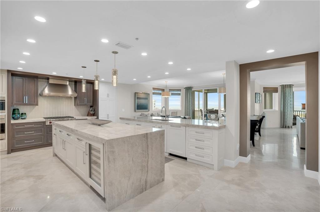 GRANDE GENEVA - Residential