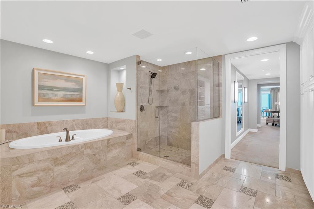 GRANDE GENEVA - Residential