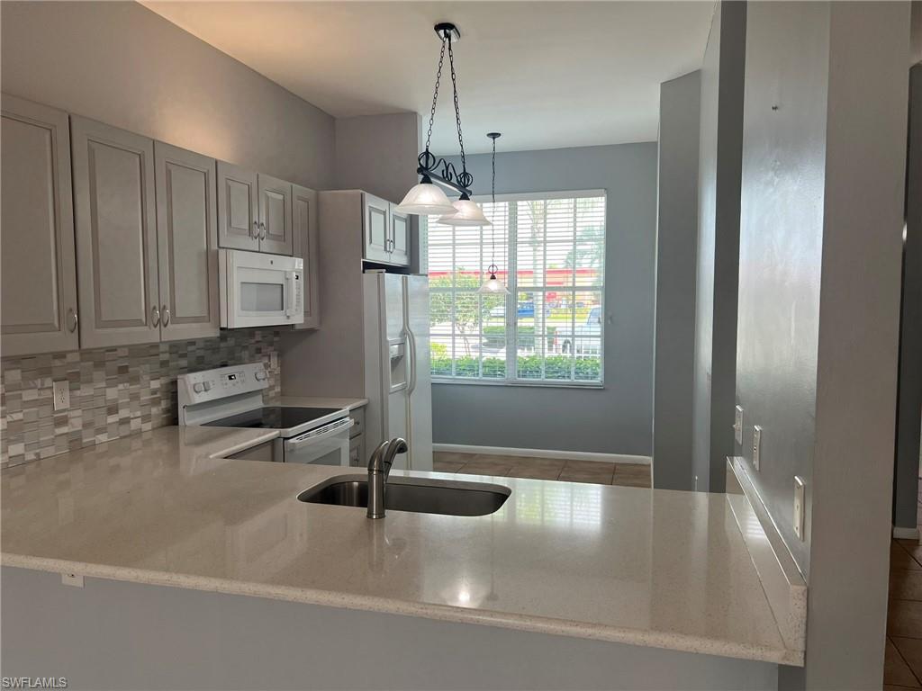 VIZCAYA VILLAS UNREC - Residential Lease