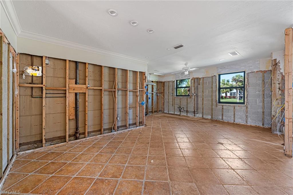 GLENVIEW - Residential