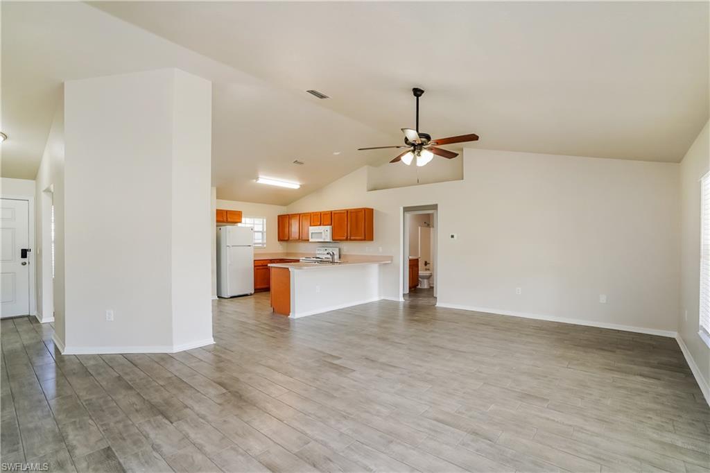 NORTH PORT - Residential Lease