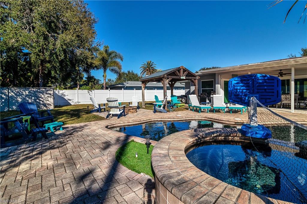 FAIRWAY ESTATES - Residential