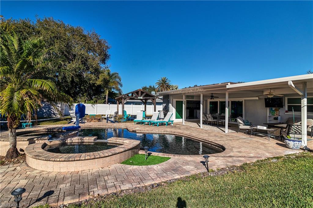 FAIRWAY ESTATES - Residential