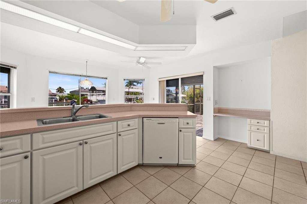 TAHITIAN SHORES - Residential