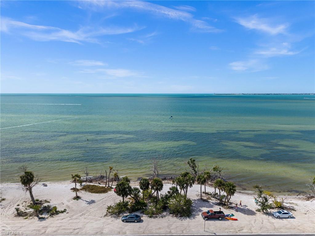 TAHITIAN SHORES - Residential