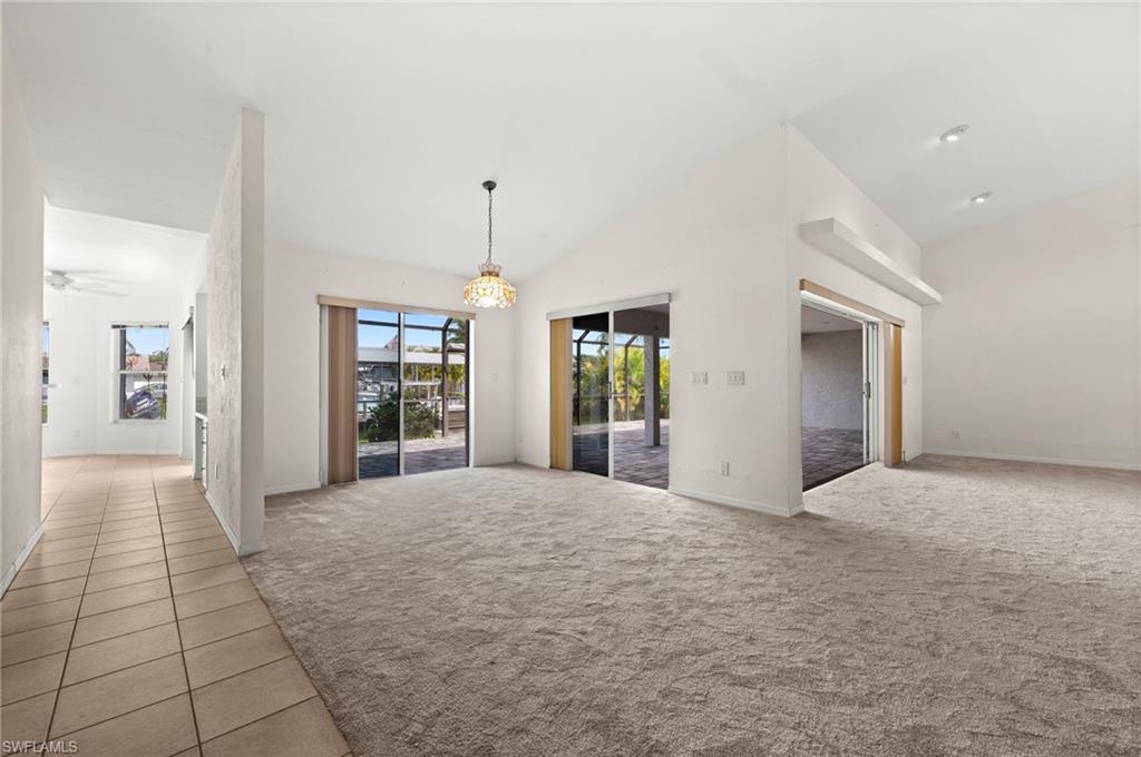 TAHITIAN SHORES - Residential