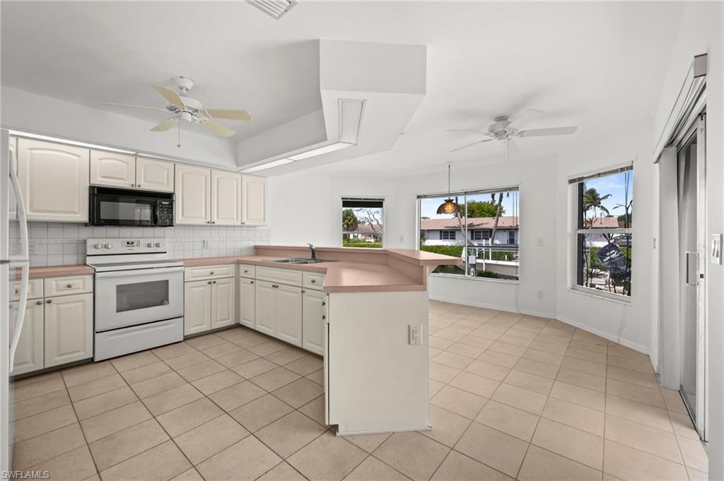 TAHITIAN SHORES - Residential