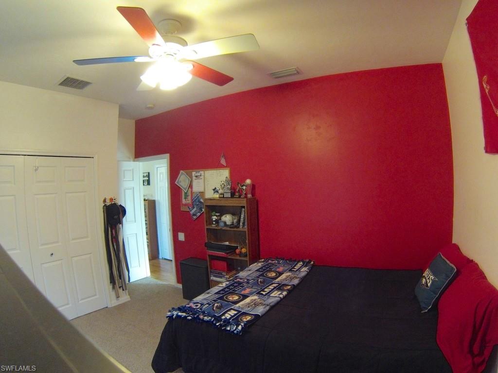 SAN CARLOS PARK - Residential