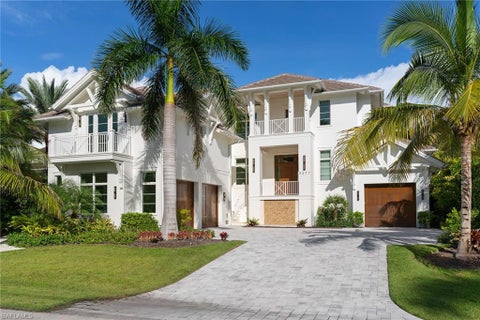 Photo of 3277 Gordon DR, NAPLES, FL 34102 (MLS # 226035312)