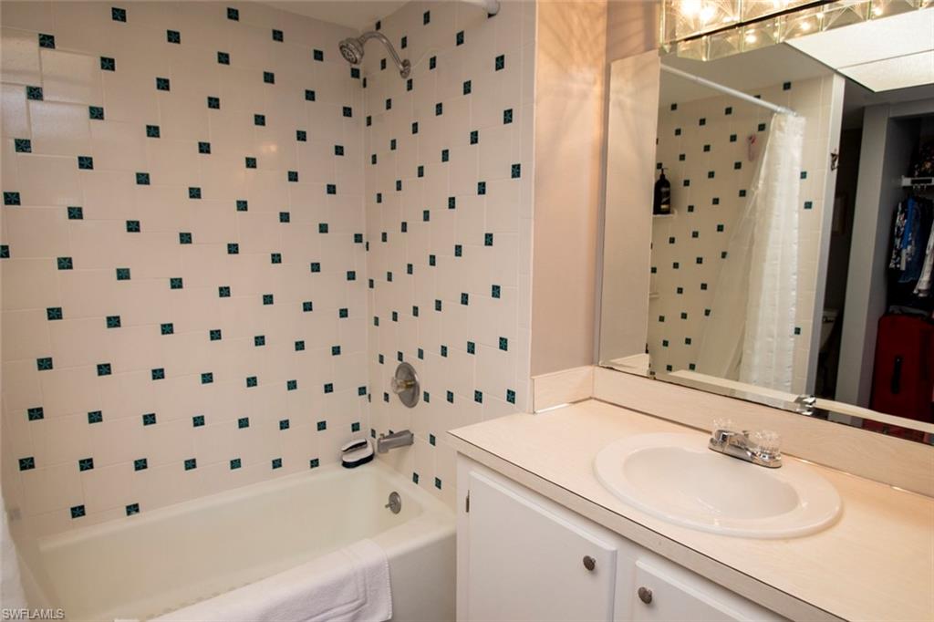 FAIRVIEW ISLES CONDO - Residential