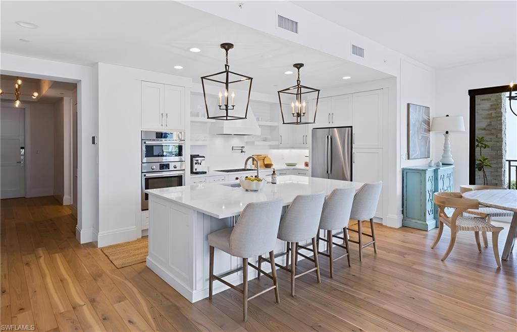 Photo of 1135 3rd AVE S #302, NAPLES, FL 34102 (MLS # 225083829)