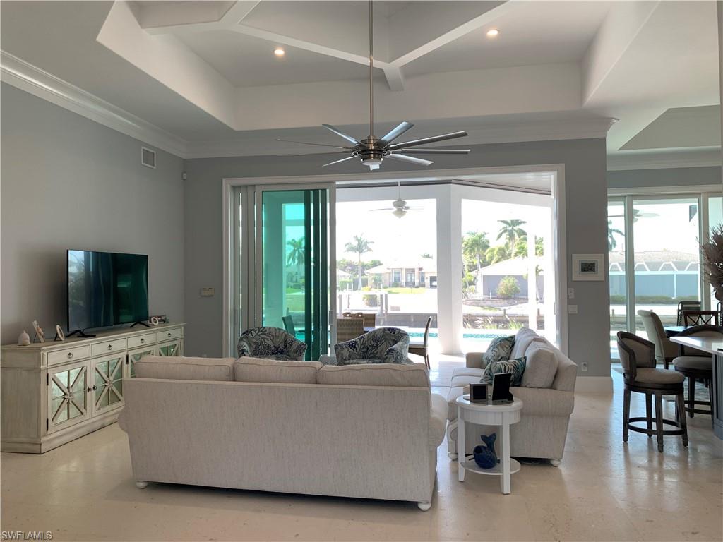 MARCO BEACH - Residential