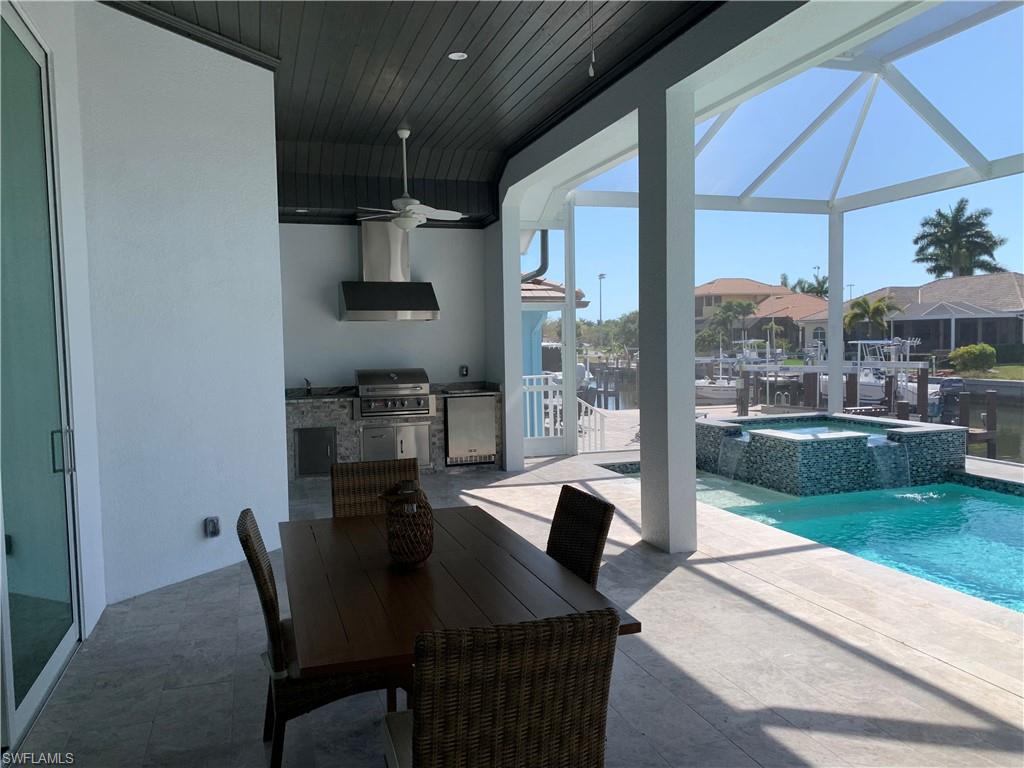 MARCO BEACH - Residential