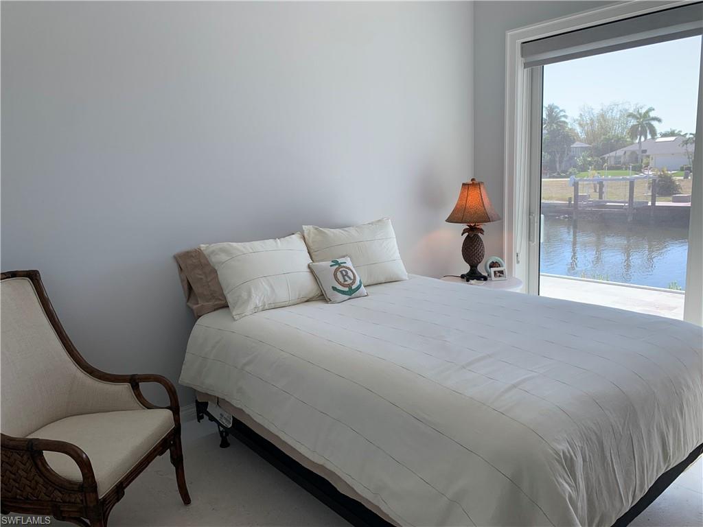 MARCO BEACH - Residential