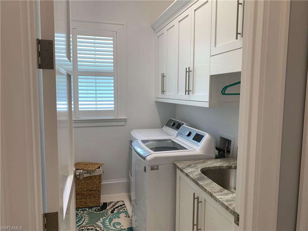 MARCO BEACH - Residential