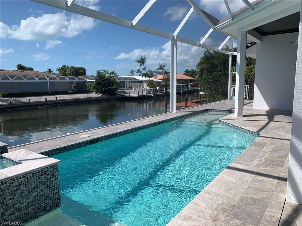 MARCO BEACH - Residential