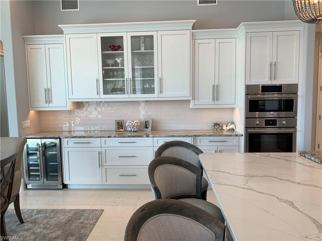 MARCO BEACH - Residential