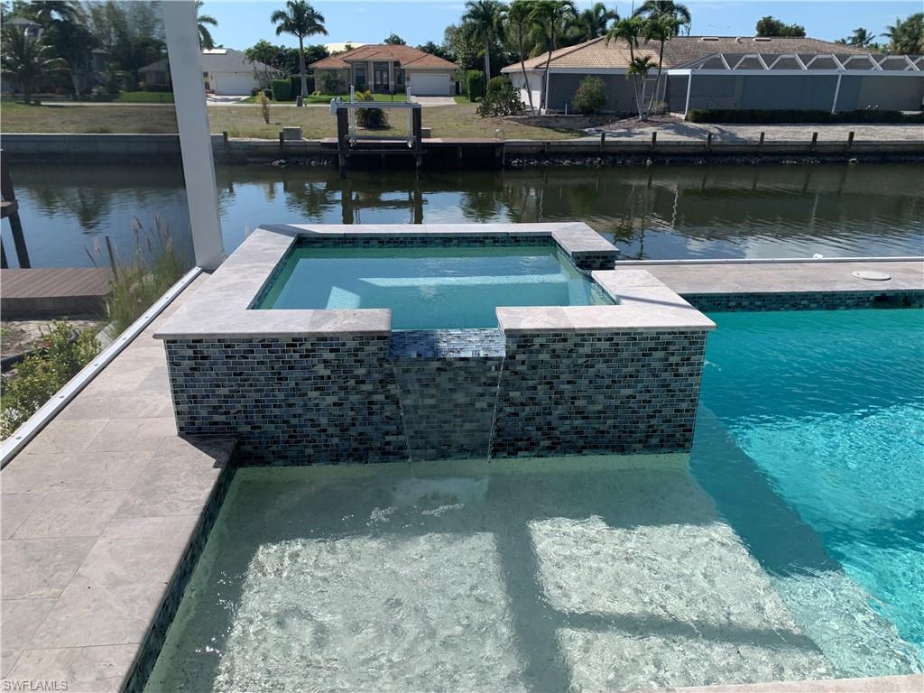 MARCO BEACH - Residential