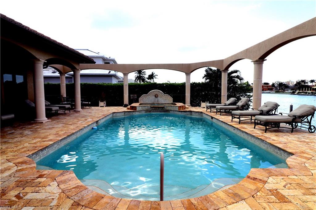 MARCO ISLAND - Residential