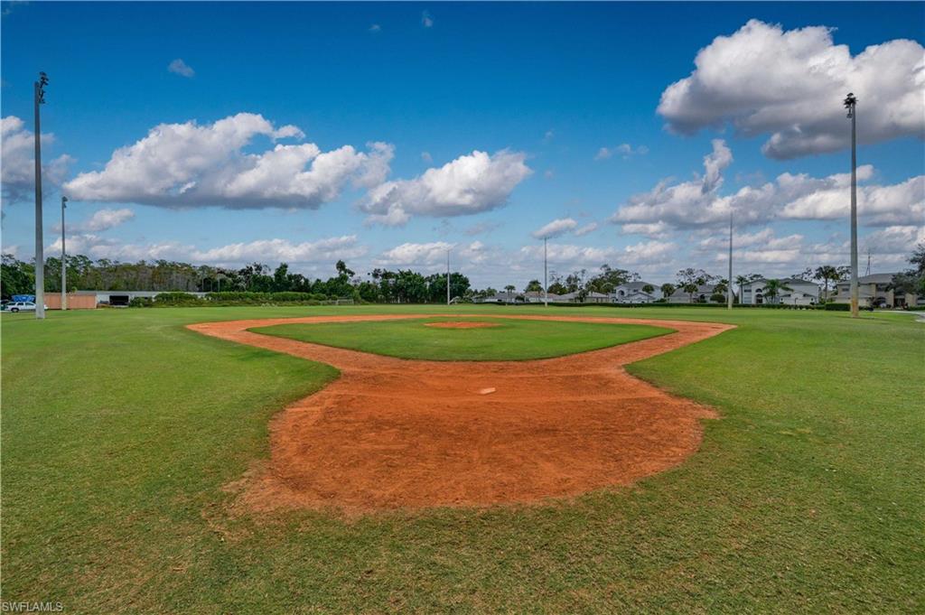 STONEYBROOK - Residential