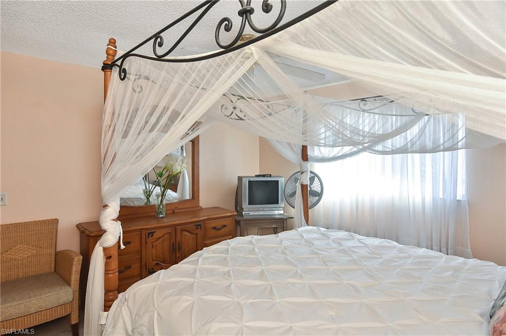 PROVINCETOWN - Residential