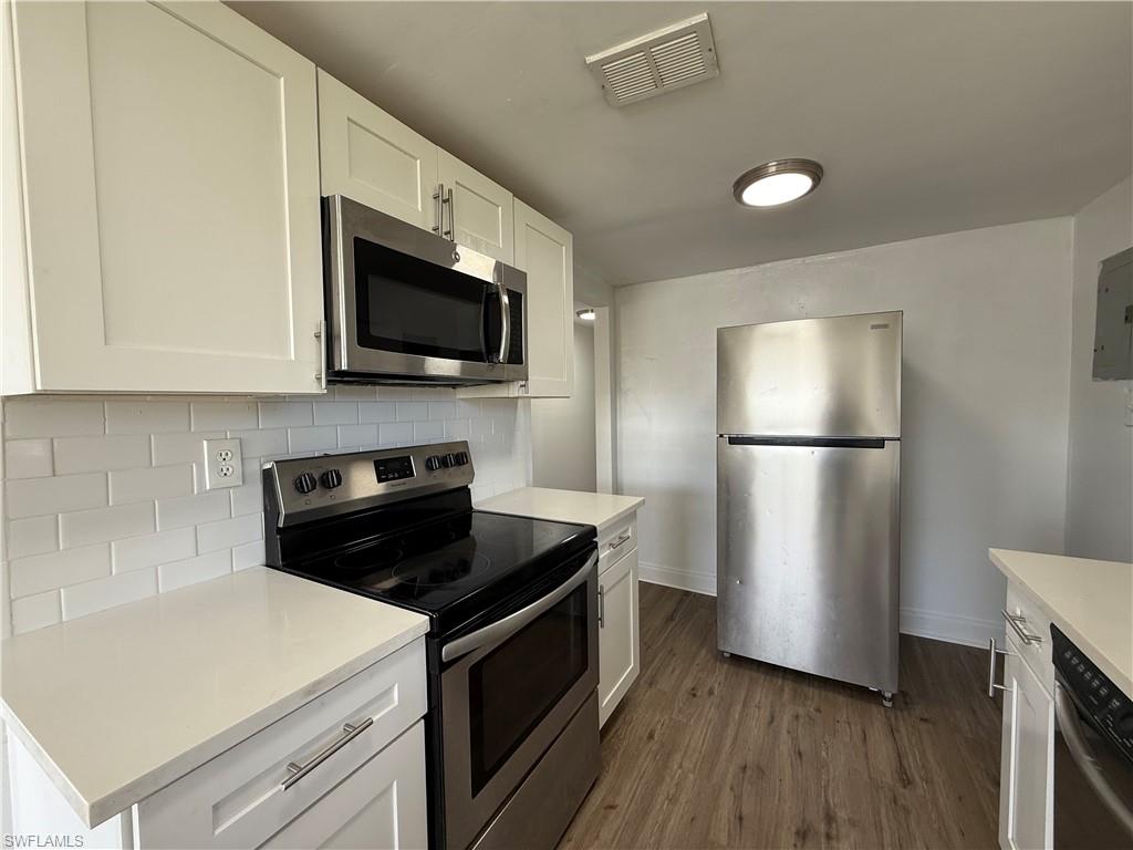 MOORE HAVEN - Residential