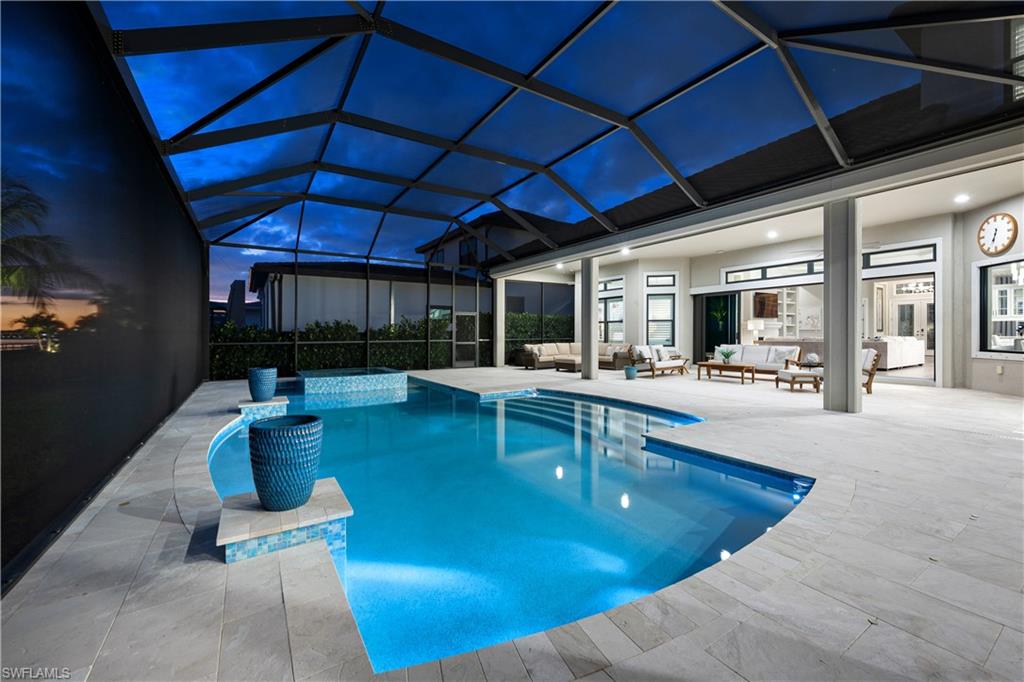 ESPLANADE LAKE CLUB - Residential