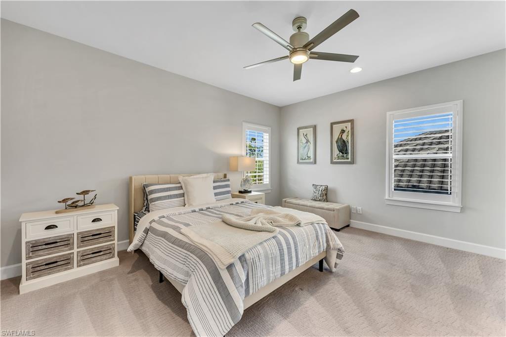 ESPLANADE LAKE CLUB - Residential