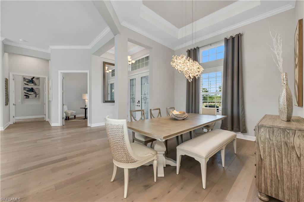 ESPLANADE LAKE CLUB - Residential