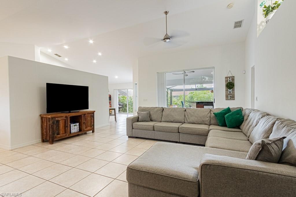 WILLOUGHBY ACRES - Residential