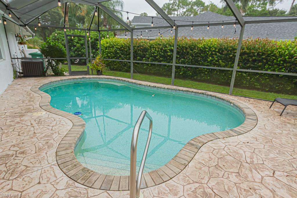 WILLOUGHBY ACRES - Residential