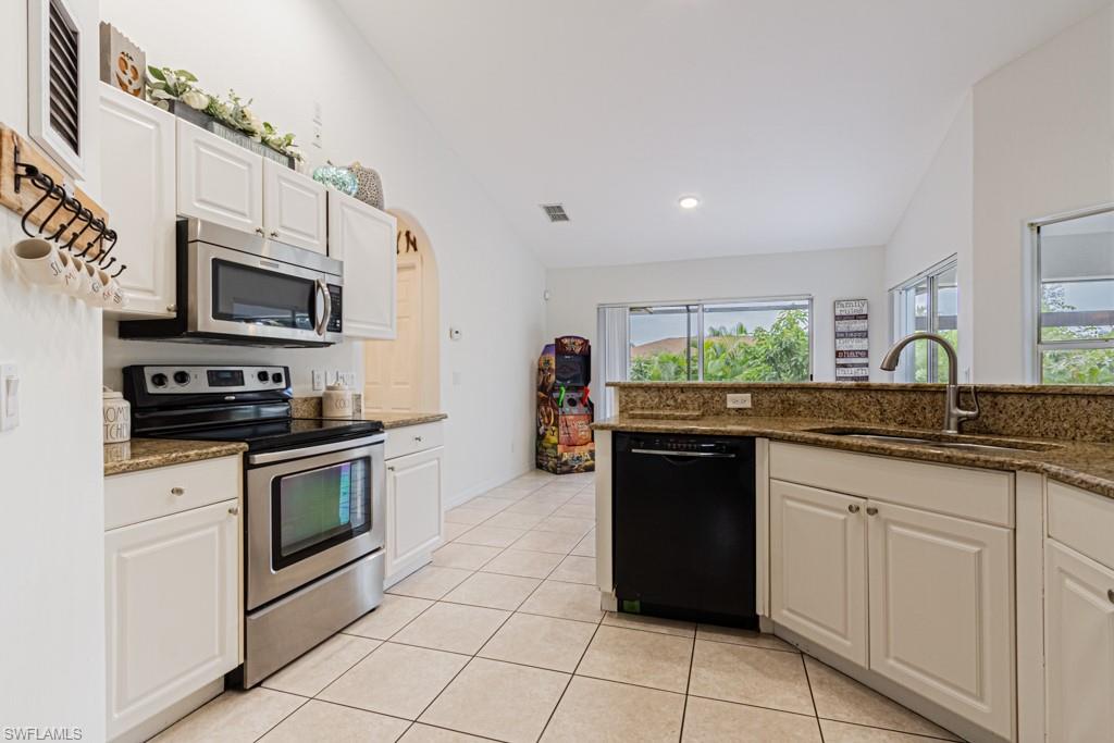 WILLOUGHBY ACRES - Residential