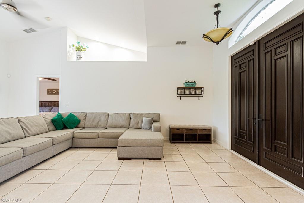 WILLOUGHBY ACRES - Residential