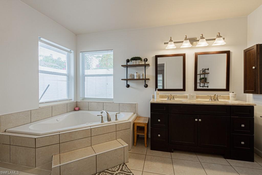 WILLOUGHBY ACRES - Residential