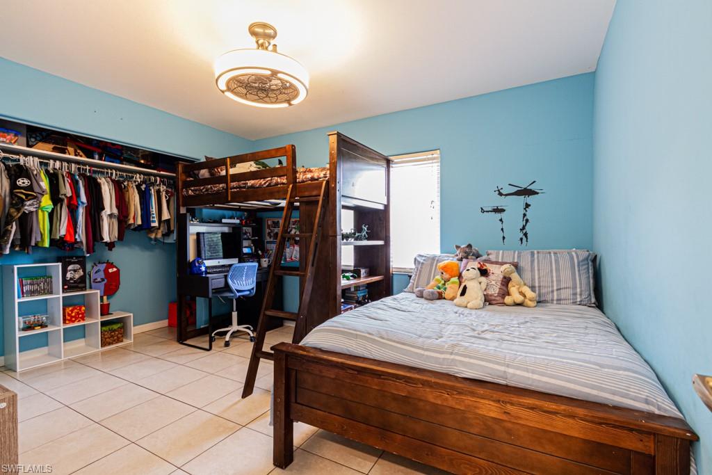 WILLOUGHBY ACRES - Residential