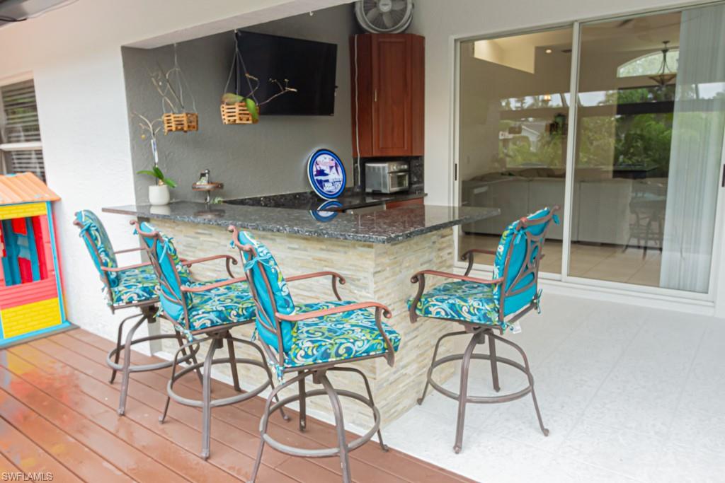 WILLOUGHBY ACRES - Residential