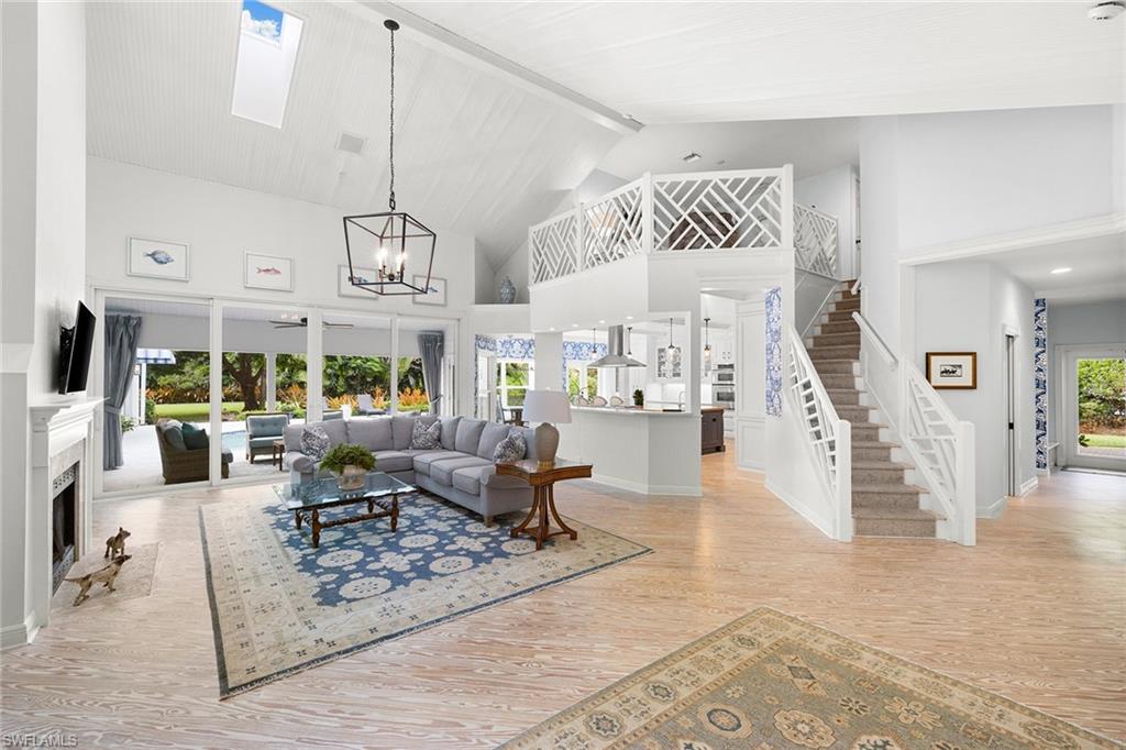 PINE RIDGE - Residential