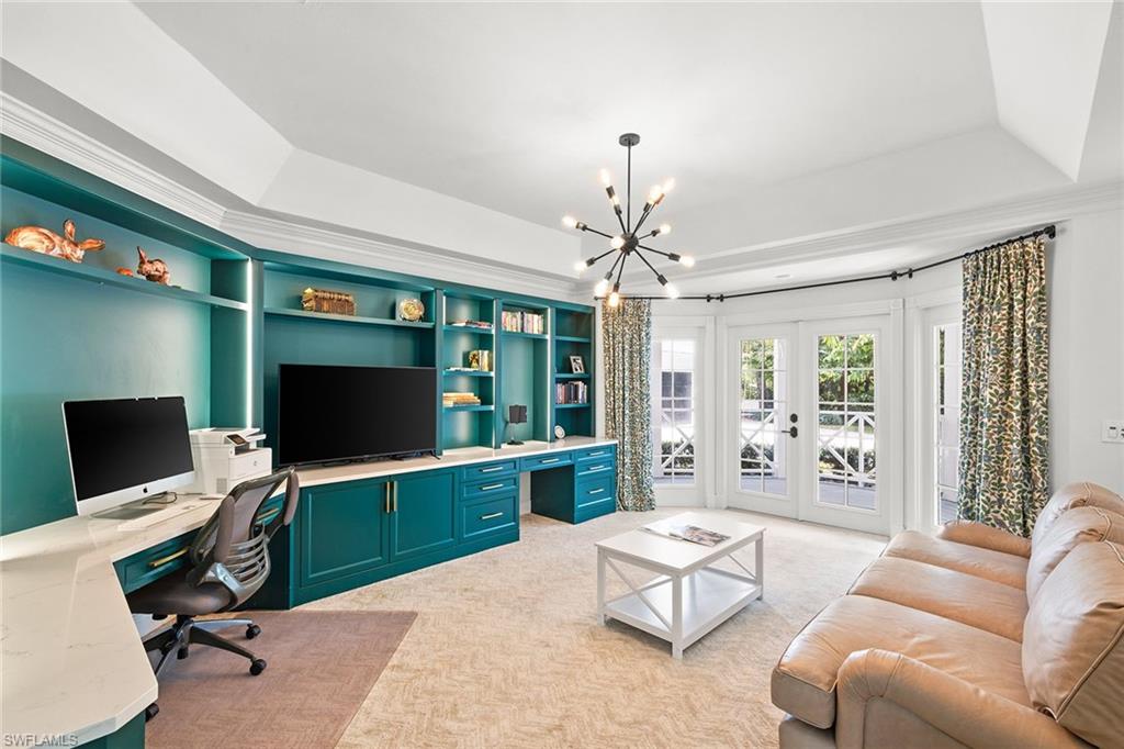 PINE RIDGE - Residential