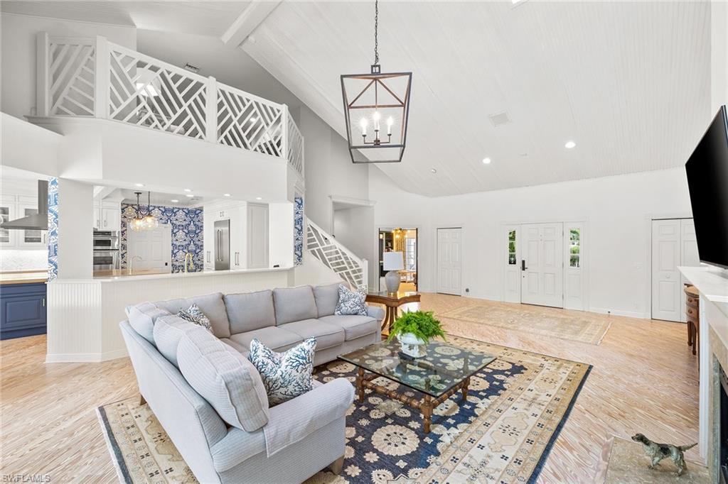 PINE RIDGE - Residential