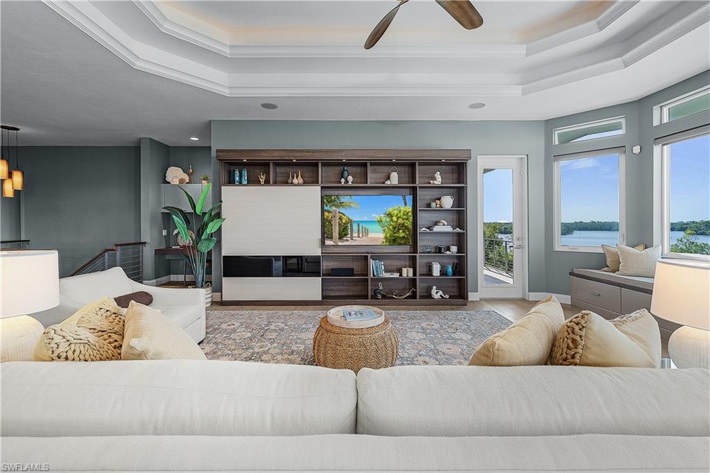 PIRATE HARBOR - Residential