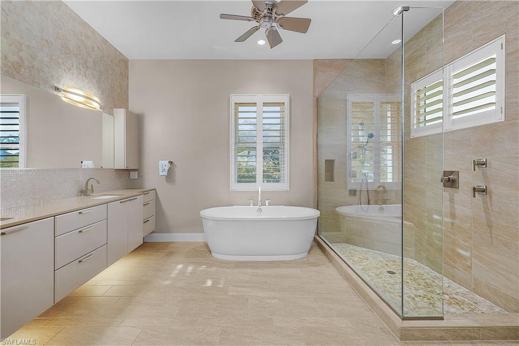 PIRATE HARBOR - Residential