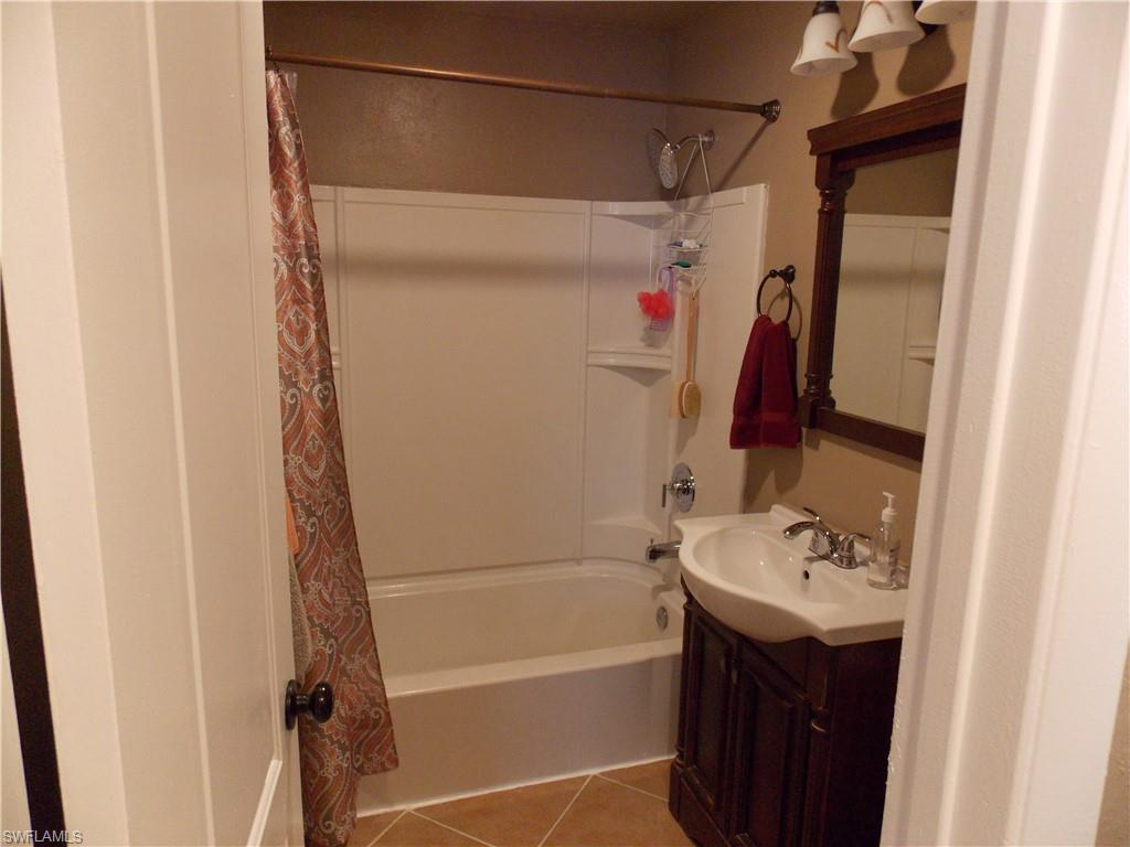 TROPIC ISLES - Residential