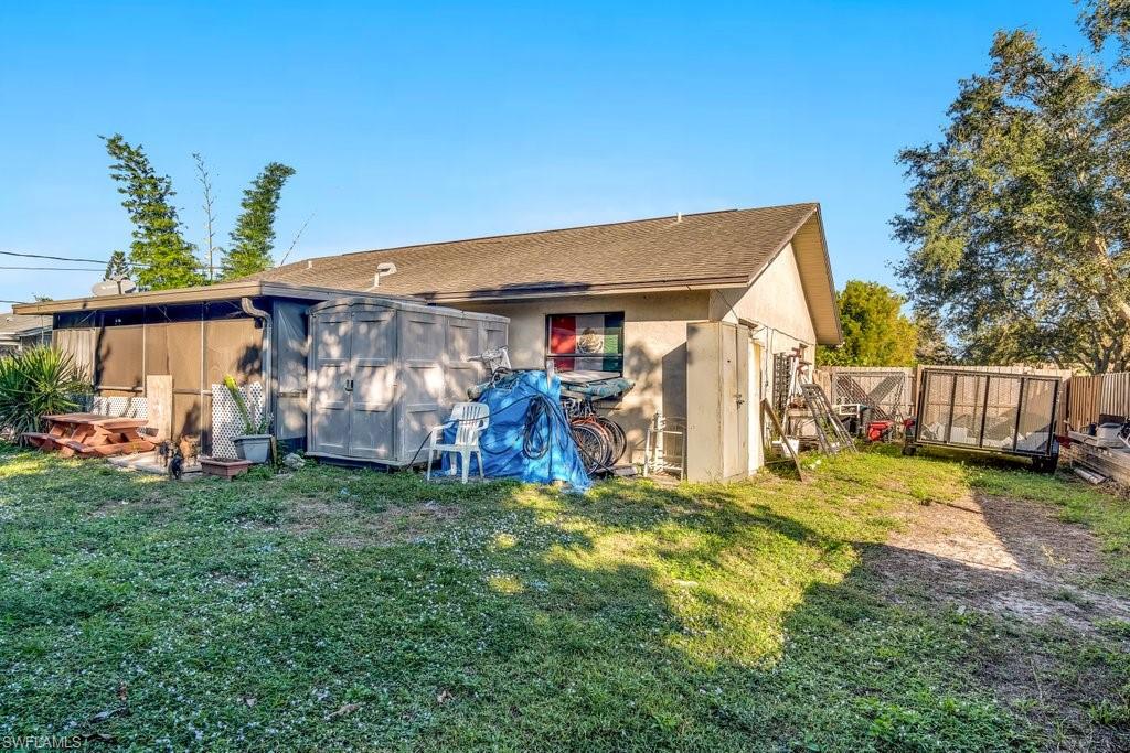 GOLDEN GATE CITY - Residential