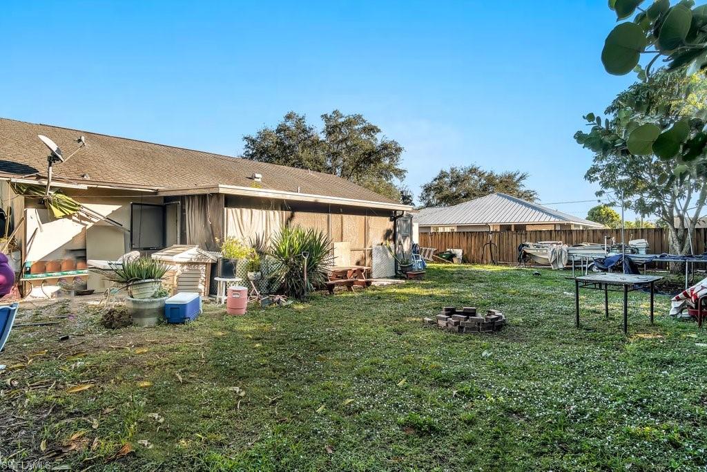 GOLDEN GATE CITY - Residential